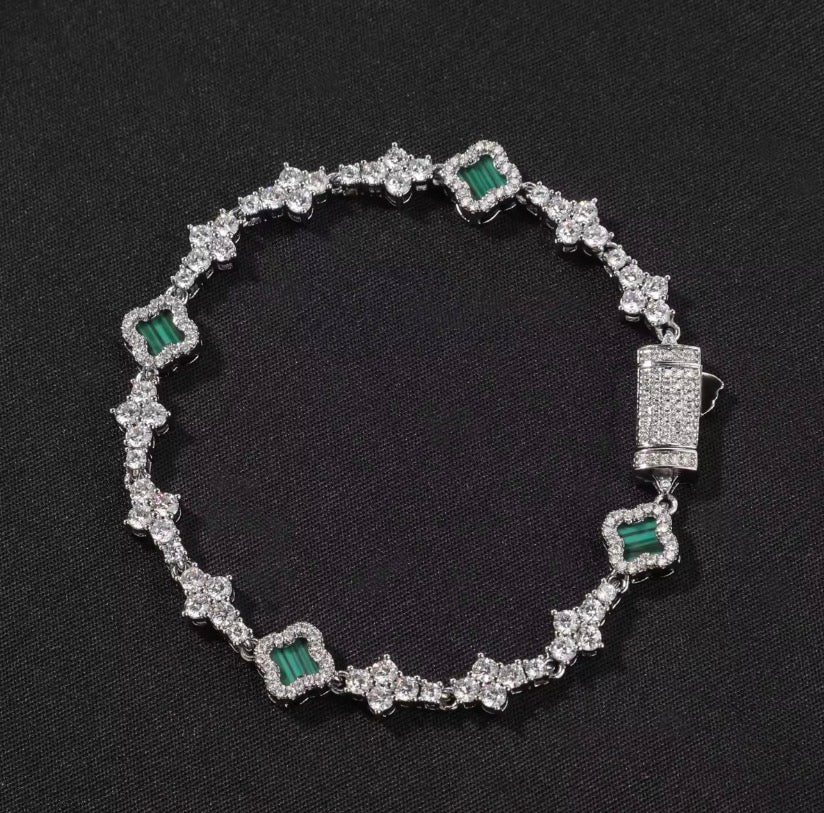 Green Pattern Mini Clover Tennis Bracelet