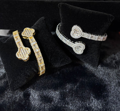 Luxe Heart Bangle